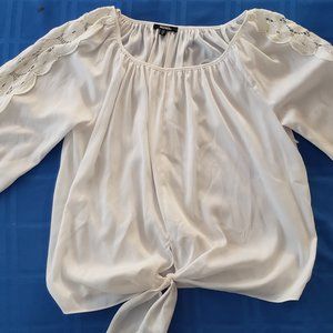 White long sleeve xoxo blouse M